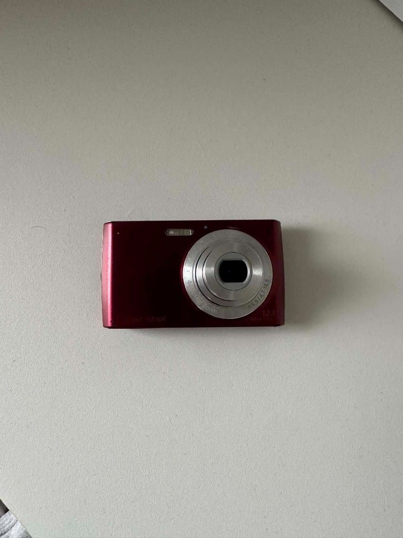 Sony Cybershot DSC-w510 (Category: Cameras) located in Caloocan City. Submitted by r.aconnel (Listing ID 1469221987, Image 1). Description: - Burgundy red - Resolution: 12.1 megapixels - signs of usage and minimal burn barely noticeable .