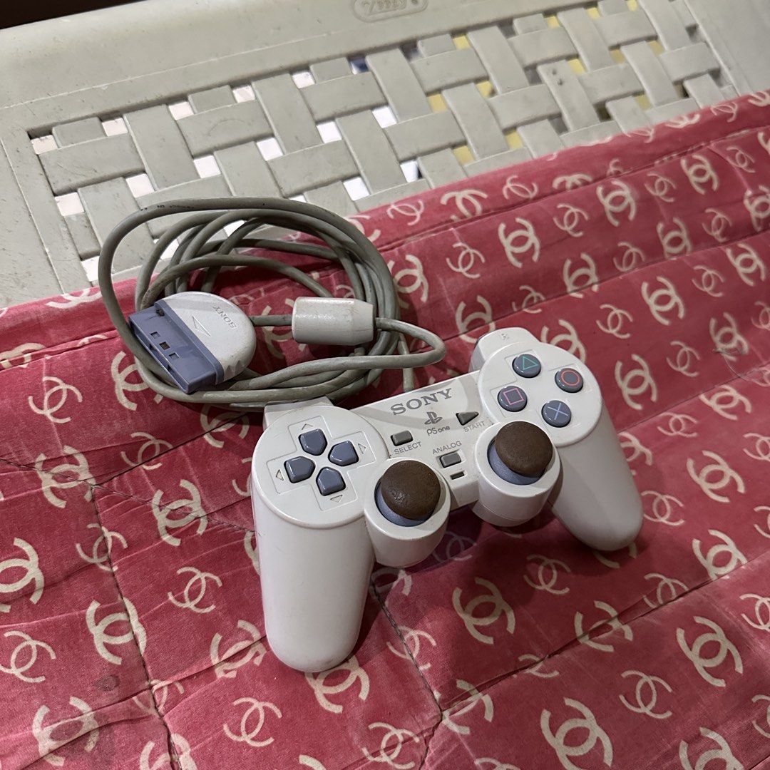 Sony PlayStation 1 Slim (Modded) [Defective] (Category: PlayStation) located in Carmona. Submitted by ed.barraca (Listing ID 1469310700, Image 3). Description: PAKIBASA ANG DESCRIPTION NG ITEM NA ITO BAGO MAGOFFER. For Sale! Sony PlayStation 1 Slim (Modded) [Defective] 🛑 Disc drive doesn't work. 🛑 Hindi agad nagpopower on yung console kapag pinindot mo yung power button niya. (PM for the video) 📣 There were some cosmetic imperfections on the a