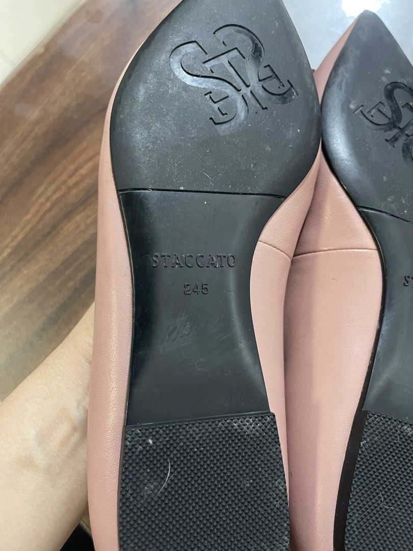 Staccato shoes (Category: Flats & Sandals) located in Makati City. Submitted by frankiethefrenchieboss (Listing ID 1469236823, Image 3). Description: .