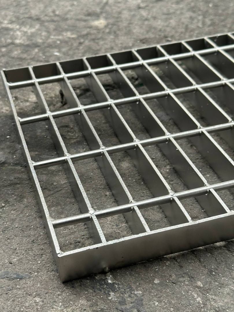 Stainless Gratings Specs: 30cm x 1mtr (Category: Everything Else Others) located in Manila. Submitted by 09171479278_elsie. (Listing ID 1469185119, Image 1). Description: Stainless Gratings Specs: 30cm x 1mtr.