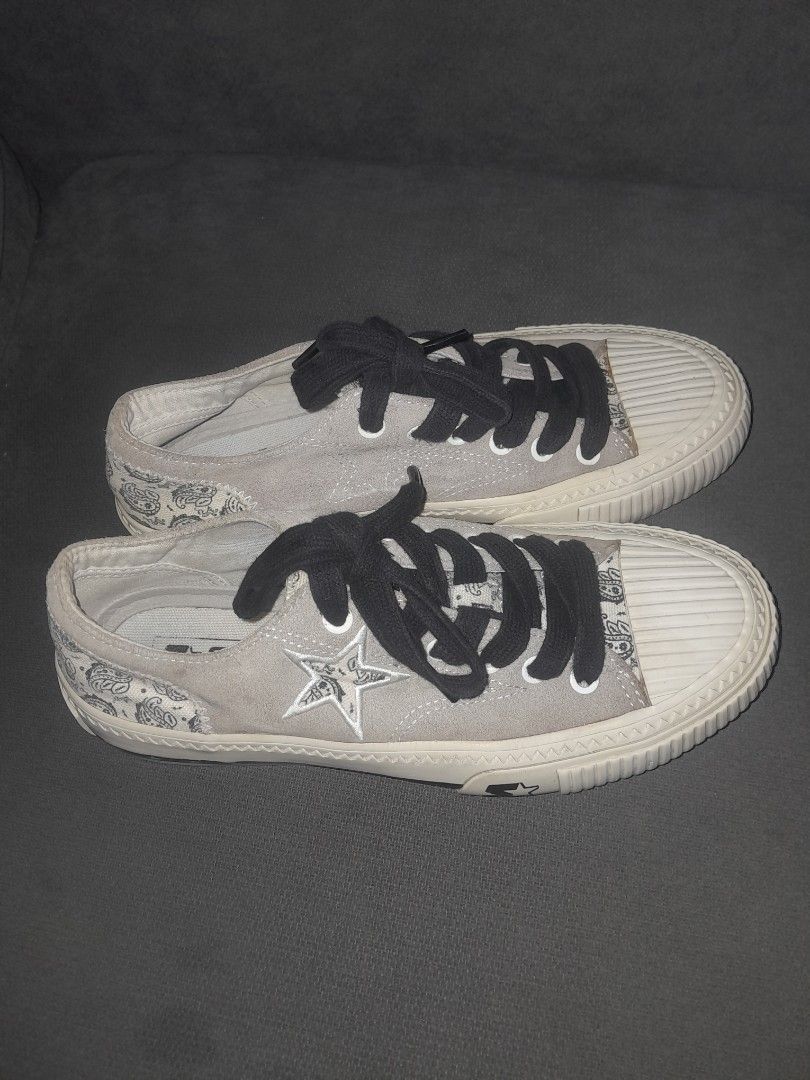 STARTER BANDANA ONE STAR SNEAKERS (Category: Sneakers) located in Alburquerque. Submitted by zkethrifter (Listing ID 1469170507, Image 1). Description: 25 cm.