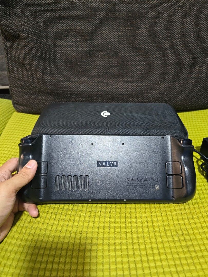 Steamdeck lcd 256GB variant (Category: Others) located in Caloocan City. Submitted by jesonvillegas (Listing ID 1469232945, Image 3). Description: ━━━━━━━━━━━━━━━━━━━━ 💰 PRICE: ₱17,995 FIXED ❗ FIXED PRICE — NO LOWBALLERS ━━━━━━━━━━━━━━━━━━━━ 📦 INCLUSIONS: ✅ Steam Deck LCD 256GB ✅ Original/compatible Charger ✅ Protective Case ✅ Pouch ━━━━━━━━━━━━━━━━━━━━ 🔥 Ready to play — Plug & Play ━━━━━━━━━━━━━━━━━━━━ ✨ CONDITION: ✅ No issue ✅ Good working c