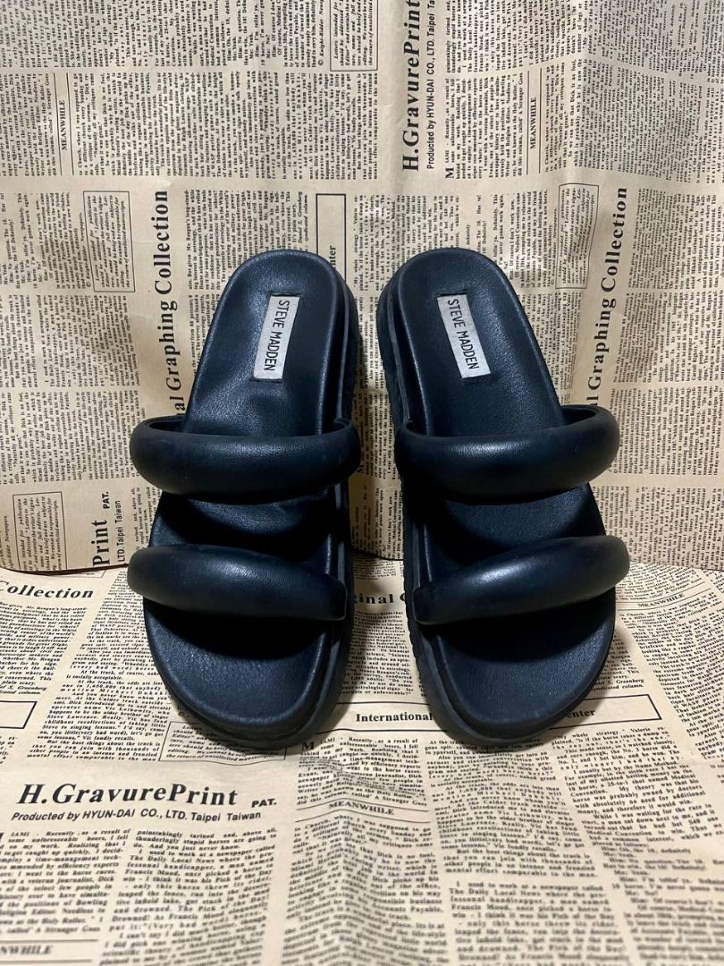 Steve Madden Black Double Strap Puffy Slides Sandals (Category: Flats & Sandals) located in Paranaque City. Submitted by littledairyqueen (Listing ID 1469330996, Image 1). Description: Steve Madden Black Double-Strap Slide Sandals 🖤👡 A chic and versatile pair of Steve Madden slides featuring double padded straps and a sleek all-black design. Easy to slip on and perfect for everyday wear, casual outfits, errands, or travel. A minimalist staple t