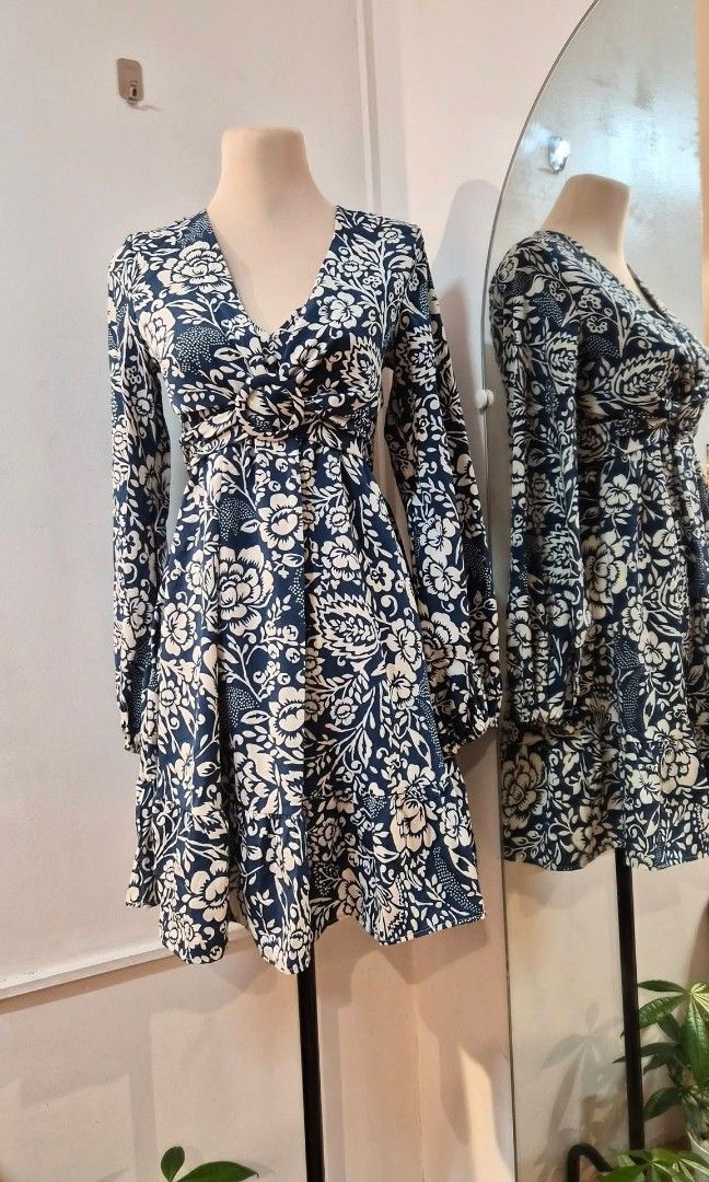 Stitch and Pieces Dress (Category: Dresses) located in San Andres. Submitted by helpmedeclutter08 (Listing ID 1469350716, Image 1). Description: Small on tag. Can fit xs-small. Super nice in actual..