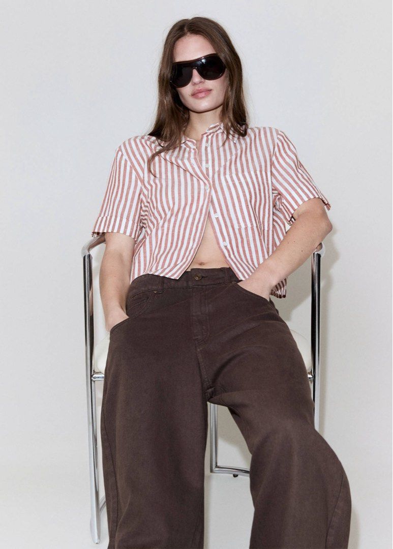 Striped cotton linen shirt (Category: Others Tops) located in Balanga. Submitted by your.hidden.gallery (Listing ID 1469223494, Image 2). Description: Blue and Pink in size small Maroon/ rusty in actual size medium BIG SIZE/over sized.