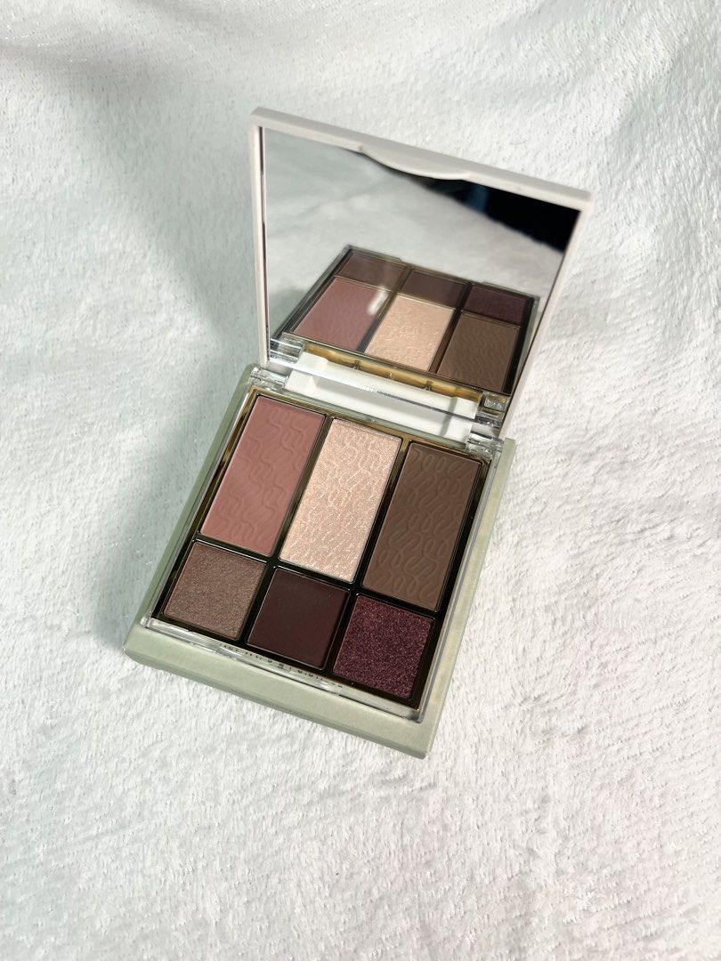 Strokes Beautiful Any Day Palette (Category: Makeup) located in Valenzuela. Submitted by elicxxe (Listing ID 1469317947, Image 3). Description: for sale! brand new. shade: after hours LAST PRICE POSTED. 💸 Prices are FIXED 📍Gen.T Valenzuela City 🚚 Lalamove | Tikt0k C0 MOP: Gcash | Maribank .