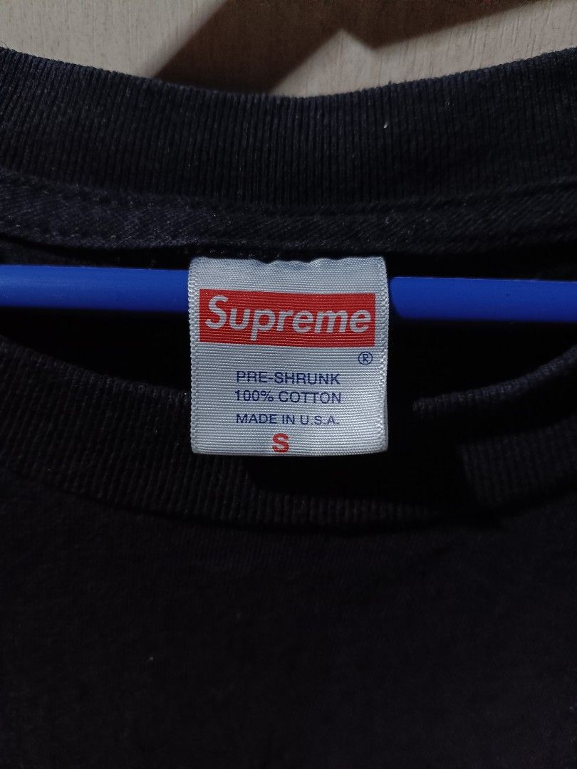 Supreme blank tee (Category: Activewear) located in Binan City. Submitted by pawiii0025 (Listing ID 1469178977, Image 2). Description: trifted but in condition.