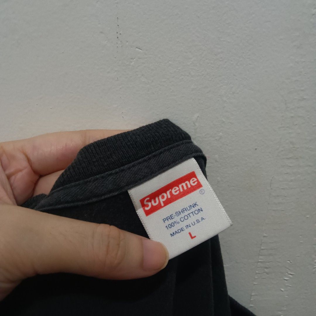 Supreme Friends Shirt (Category: Tshirts & Polo Shirts ) located in Caloocan City. Submitted by jaychingsss (Listing ID 1469342935, Image 2). Description: Supreme Graphic Shirt - 250 22x30 Color Rate: 8.5/10 No side stitch NEED WASH.