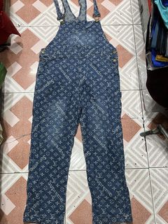(Category: ) located in . Submitted by collectors_thrift_shop (Listing ID 1469167842, Image 1). Description: .