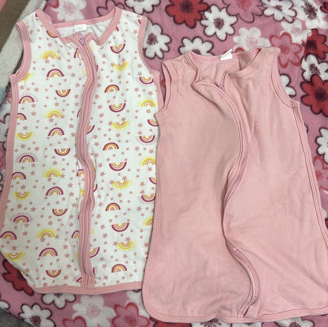 Swaddle pink (Category: Babies & Kids Fashion) located in Imus. Submitted by mysticstar_f121de (Listing ID 1469196380, Image 1). Description: .