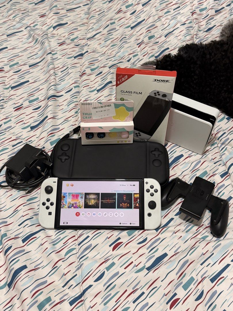 Switch oled white for sale (Category: Nintendo) located in Quezon City. Submitted by findme.ph (Listing ID 1469347991, Image 1). Description: Switch Oled White with 20+ shared games Price: 13,000 Included Console bag (black) Tempered glass (for installation) Thumbstick grip cover Joycons (L) (R) Hdmi Dock Joycon grip Adopter SD CARD NOT INCLUDED Games: The Survivalists Real Boxing 2 LEGO® Marvel Super Heroes 2 Deluxe Edition Mortal Kombat 11 Ulti