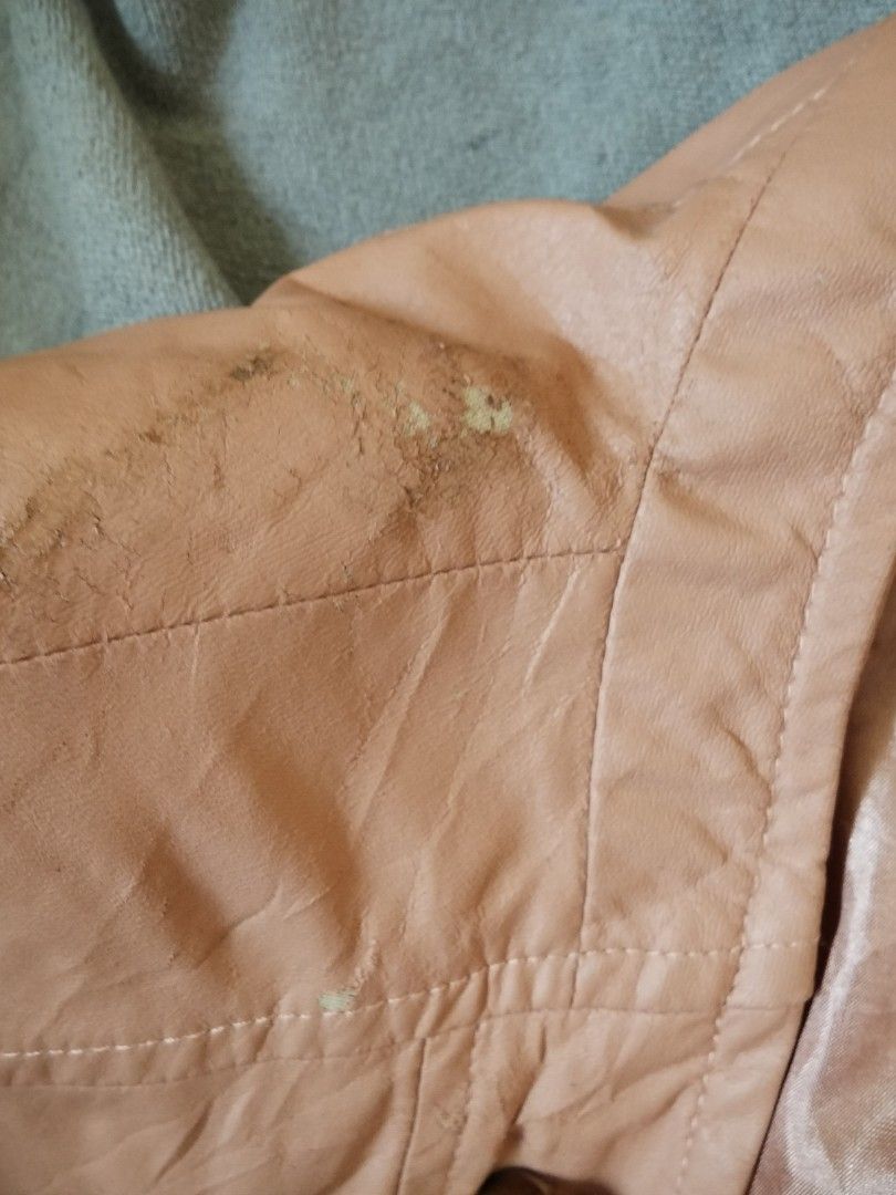 Synthetic leather jacket #y2k (Category: Coats, Jackets and Outerwear) located in Baras. Submitted by lalahdresan (Listing ID 1469164954, Image 2). Description: Selection Issue as seen on photo Bawal sa maselan Pastel Buy as is Limit expectations No return no exchange Mod Jnt SF starts at 54 Thank you for visiting 😊.