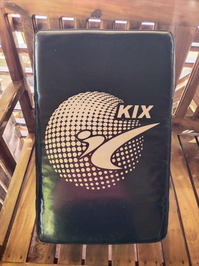 Taekwondo Equipment (Category: Combat Sports) located in Manila. Submitted by quickeagle.6af8aa (Listing ID 1469163596, Image 2). Description: 1 Kix Kick Shield 1 Mooto Body Armor #4 1 FREE old KIX kickpad (with peeling).