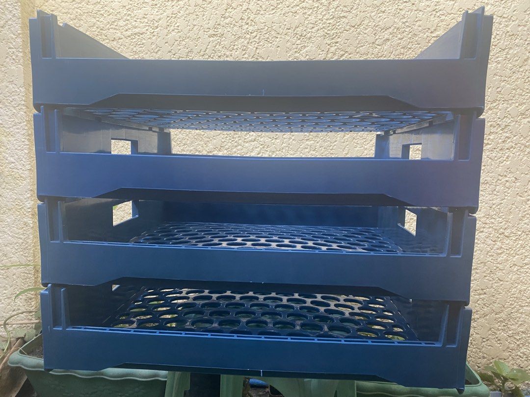 TAKEALL 4 PCS Bread Crates LAS PINAS (Category: Storage Boxes & Baskets) located in Las Pinas. Submitted by stylishchique (Listing ID 1469232933, Image 2). Description: Barely used Good as new TAKEALL 4 pcs.