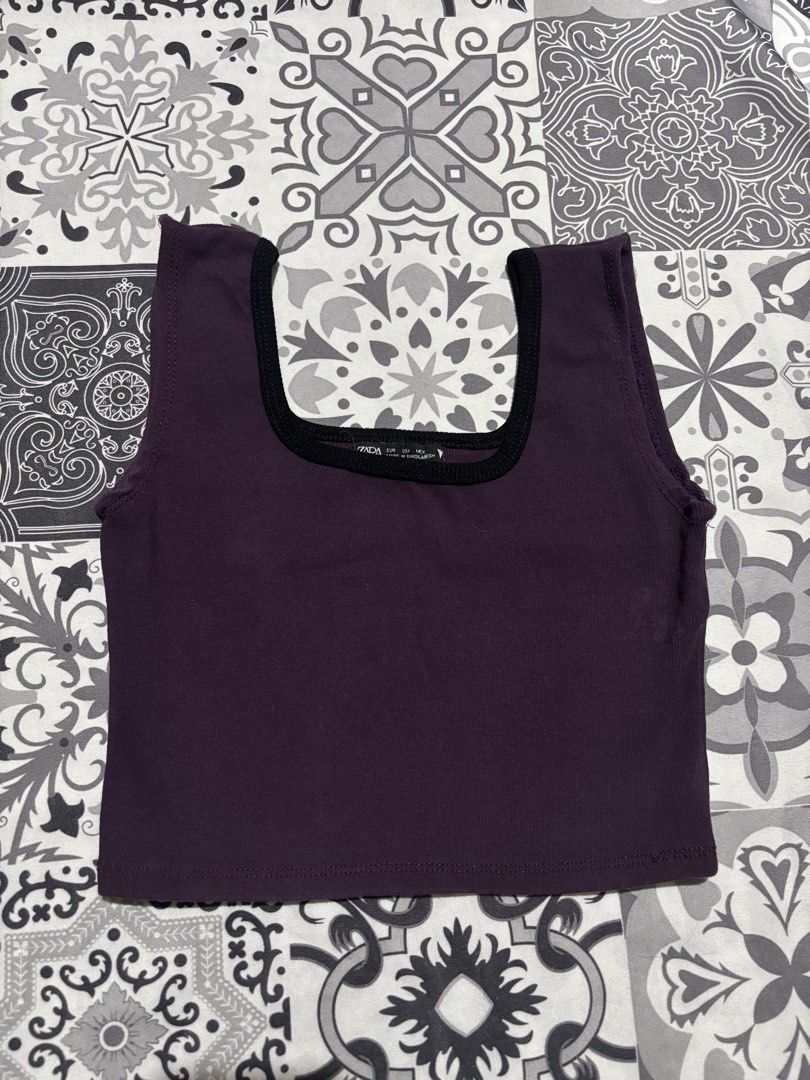 Tank top (Category: Sleeveless) located in Marikina City. Submitted by shanctuarykrrt (Listing ID 1469360865, Image 1). Description: .