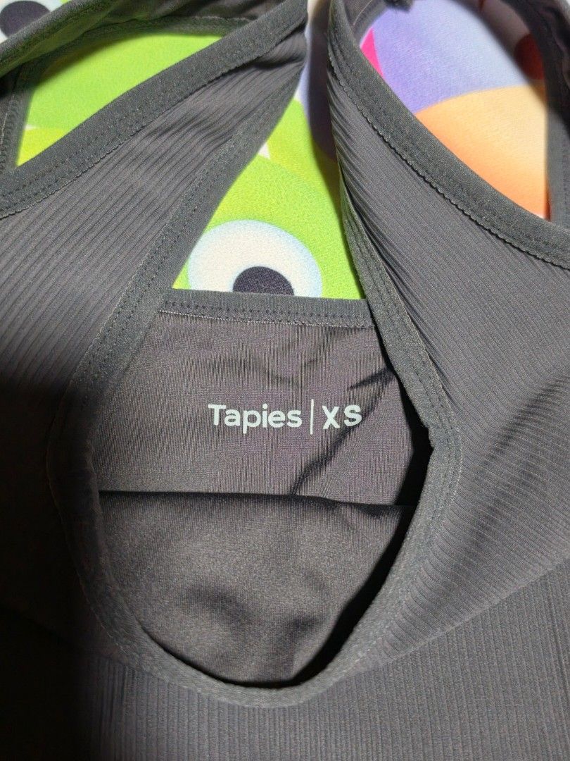 Tapies Gray Square Neck Ribbed Sando Crop Top (Category: Sleeveless) located in Quezon City. Submitted by snowflakes.specials (Listing ID 1469352891, Image 2). Description: Used once XS.