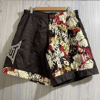 (Category: ) located in . Submitted by _thriftanddrip (Listing ID 1469339808, Image 1). Description: .
