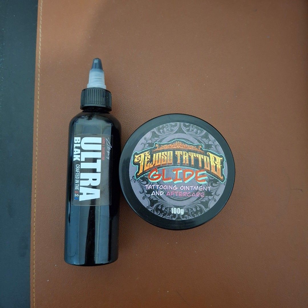 Tattoo Kit (SET) (Category: Art & Prints) located in Makati City. Submitted by ajrdls (Listing ID 1469312985, Image 2). Description: SURE BUYERS ONLY! FS tattoo kit (SET) PASS pag tingi lang 5,000PHP (ALL IN) Selling Price: - ink cups • pink 48pcs • black 50pcs = 300 -fake skin (4pcs) = 399 -tattoo machine w/ charger and power supply (good as new) = 3,150 -tattoo glide (semi bawas) = 350 -allegory ink = 1,500 -MO needles (3pcs) = 250 total orig p