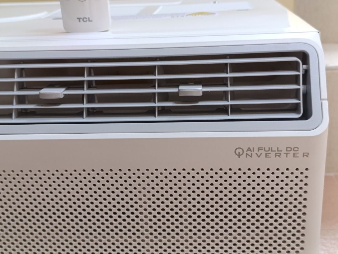 TCL 1HP window type Full Inverter (Category: Air Conditioning and Heating) located in Mandaluyong City. Submitted by louielag (Listing ID 1469188167, Image 1). Description: TCL coolpro series model TAC-09CWI/UB2 Bought April 2026, hardly used, no issues, reason for selling - not needed in condo anymore AI Full DC Inverter Window Type Air-conditioner Dimensions 444 mm x 471 mm x 340 mm (Length x Width x Height) Ultra High Cooling Golden Titanium F