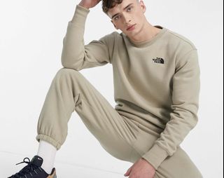 (Category: ) located in . Submitted by thefashionguitar (Listing ID 1469179548, Image 1). Description: .