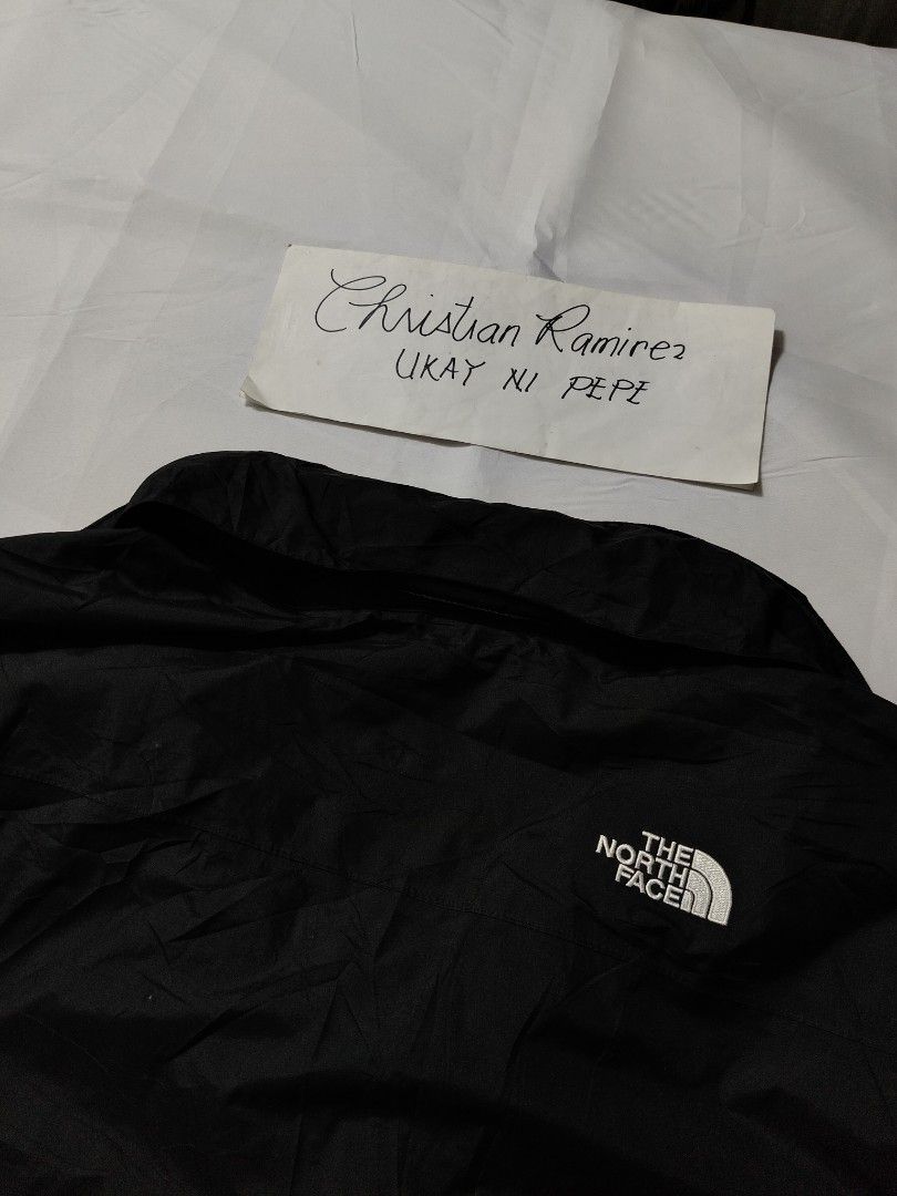 The north face hyvent (Category: Coats, Jackets and Outerwear) located in Bocaue. Submitted by ukaynipepe (Listing ID 1469322976, Image 3). Description: The north face hyvent Packable hood ✔️ Xxl on tag Width 25.5 Length 30 Excellent condition No flaws.