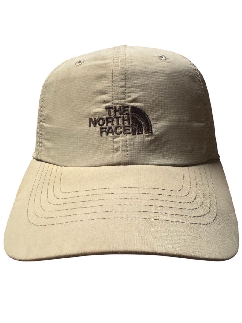 The North Face Nylon Cap (Category: Caps & Hats) located in Kabankalan. Submitted by secondhandgems2 (Listing ID 1469243589, Image 1). Description: Excellent condition No flaws Nylon material .