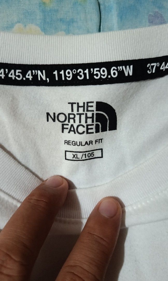 The North Face T-shirt (Category: Tshirts & Polo Shirts ) located in Veruela. Submitted by zachysthrift05 (Listing ID 1469301078, Image 2). Description: Dimes:22 x 29 Excellent Condition No Issues CR: 9.5/10.