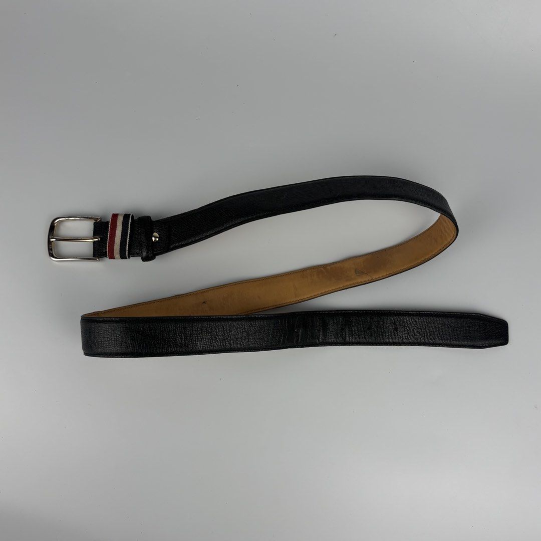 Thom Browne - Leather Belt (Category: Belts) located in Bacolod City. Submitted by cast.archives (Listing ID 1469345867, Image 2). Description: Thom Browne - Leather Belt Waist: Length: Condition: Good Flaw: Sign of used.