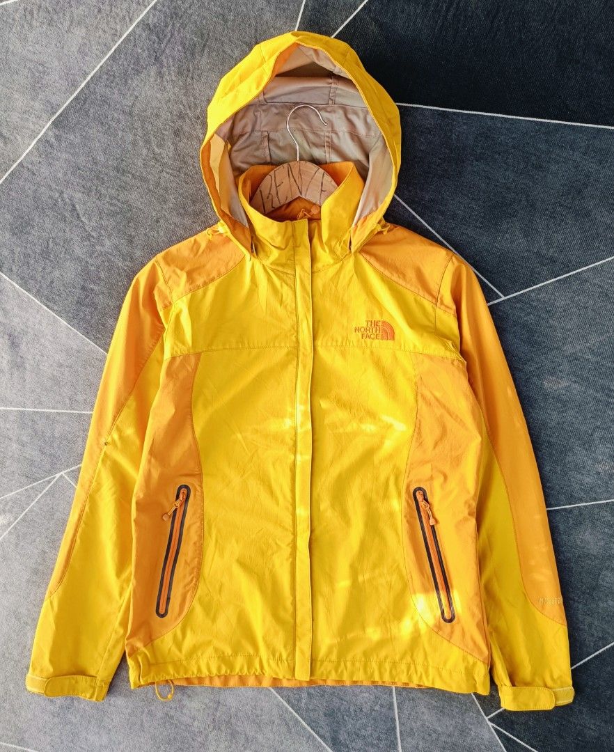 TNF Jacket (Authentic) (Category: Coats, Jackets and Outerwear) located in Cebu City. Submitted by renzecamingay (Listing ID 1469182027, Image 2). Description: TNF Windstopper (Detachable Hood) (Water Proof) (Lightweight) Excellent Condition Small fit (Womens) Width 19 Length 24 1250 Plus ship Only Thank you and GOD bless ☺️.