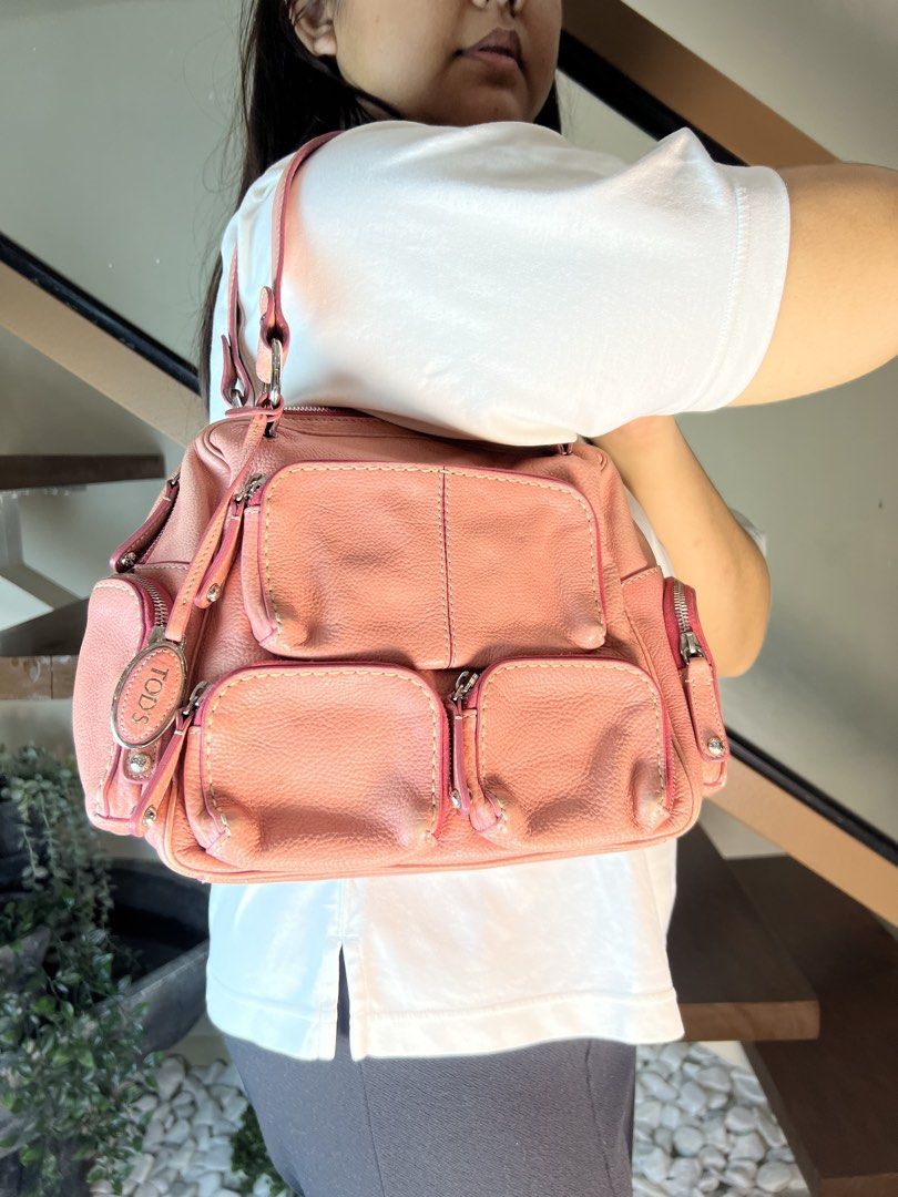 Tod's Pink Leather Shoulder Bag (Category: Shoulder Bags) located in Manila. Submitted by gailmg (Listing ID 1469213939, Image 2). Description: AUTHENTIC .