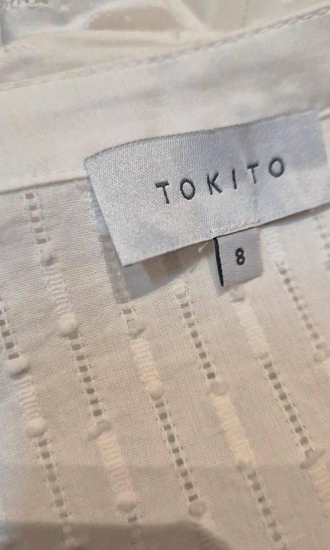 Tokito Dress (Category: Dresses) located in San Andres. Submitted by helpmedeclutter08 (Listing ID 1469348033, Image 2). Description: Small on tag. Super nice in actual..