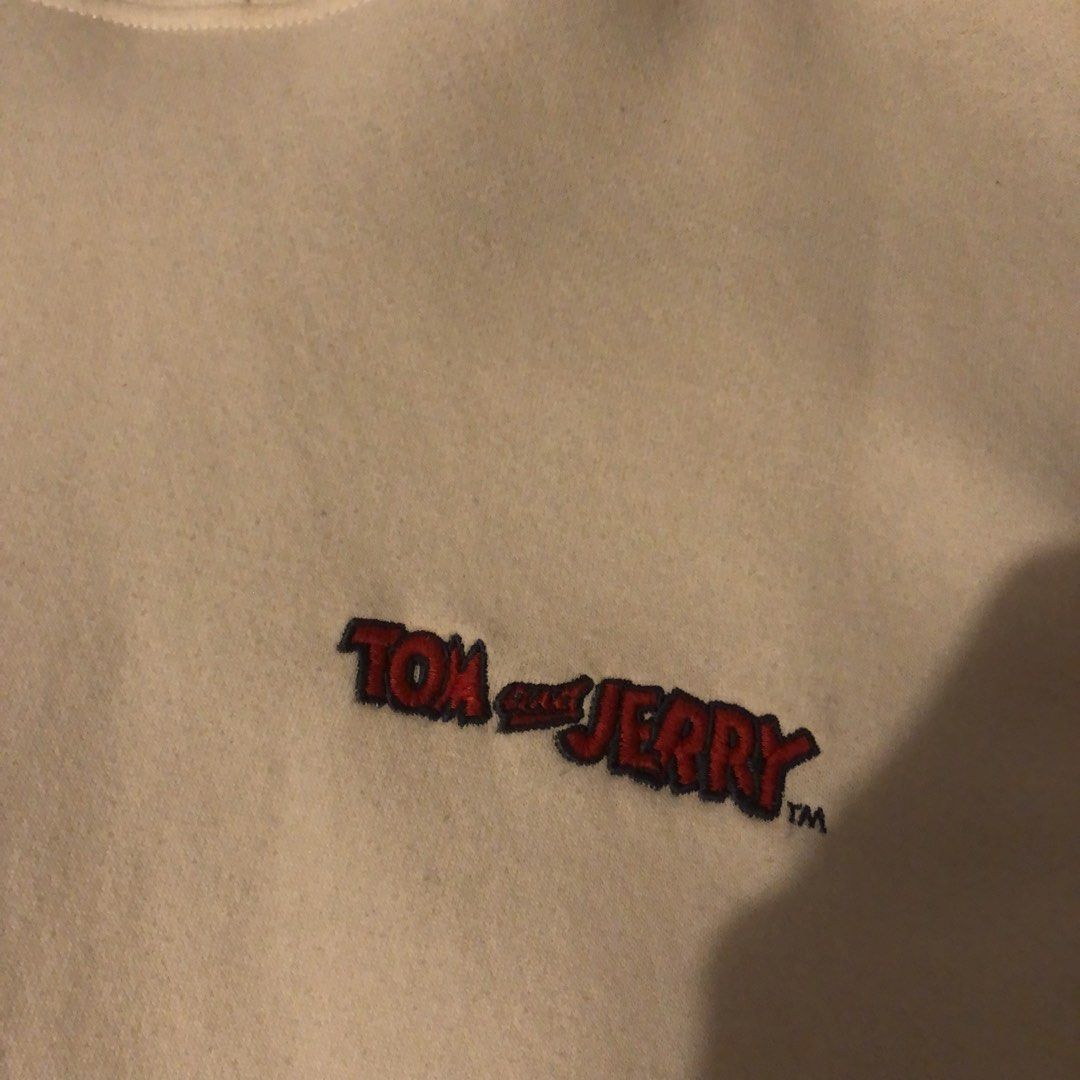 Tom and Jerry White Graphic Hoodie (Category: Hoodies) located in Angeles City. Submitted by csmcgrl (Listing ID 1469324778, Image 2). Description: — medium — on hand, no rush shipping 🧾 mop: maribank, maya 🚚 mod: direct jnt 📍loc: angeles city, pampanga.