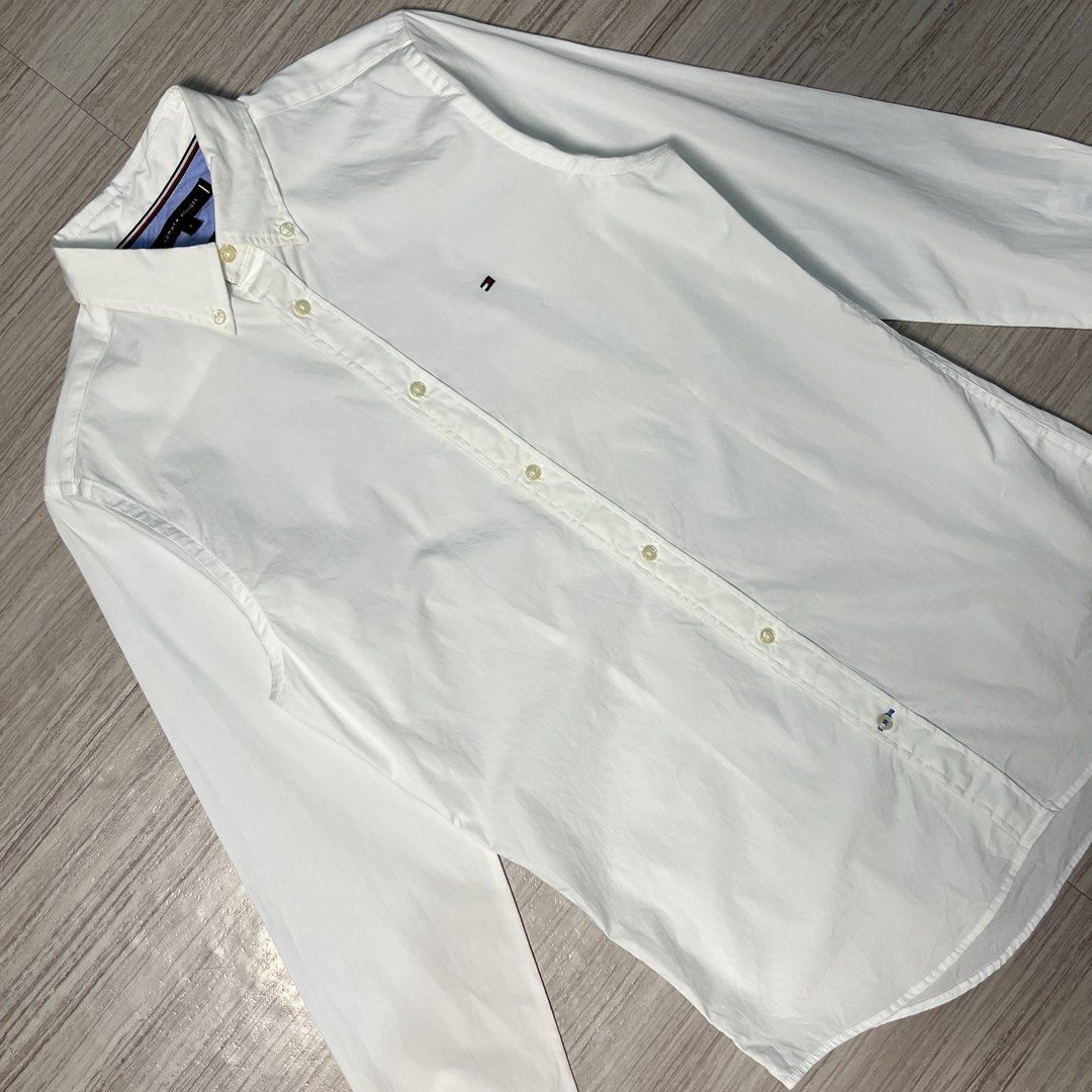 Tommy Hilfiger Button-down Longsleeve (Category: Tshirts & Polo Shirts ) located in Cebu City. Submitted by franceuy (Listing ID 1469287141, Image 2). Description: Excellent Condition No Issue W-19 29-30L Color rate: 10/10 Cebu City📍.