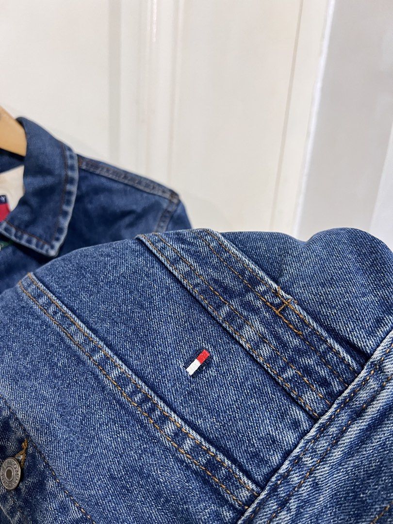 Tommy Jeans Denim Jacket with Back logo (Category: Coats, Jackets and Outerwear) located in San Pedro. Submitted by _eyamarieii (Listing ID 1469353527, Image 3). Description: Tommy Hilfiger Jeans Denim Jacket Excellent condition Color rate 9.5/10 No issue Need wash only Size XS ontag Width 19.5 Length 24 1500+sf.