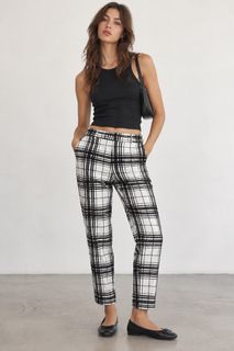 (Category: ) located in . Submitted by closet.cha (Listing ID 1469188454, Image 1). Description: .