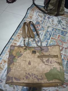 (Category: ) located in . Submitted by cikteh (Listing ID 1469289894, Image 1). Description: .