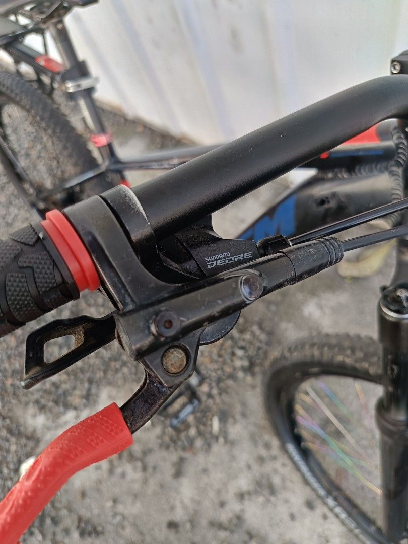 Totem Mountain Bike (27.5 er) (Category: Bicycles) located in Manila. Submitted by darododong85185 (Listing ID 1469312201, Image 3). Description: Totem Master Frame ( Alloy 27.5 er ) SpeedOne Airfork (27.5) Deca Hubs (4pawls, international Brand) Alloy spokes Alloy Rims (Giant Decals) Bontrager Tires 27.5 × 2.20 Cole Crank 1by (Direct Mount) Shimano Bottom Bracket Shimano Mt200 Hydraulic Brakes Shimano Deore 10s shifter Unknown Rd 10s Sunshine 10