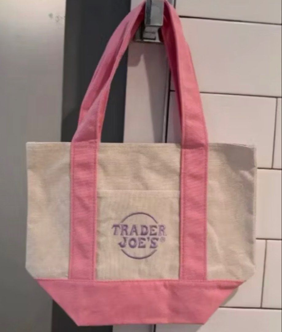 Trader joe small bag pink or blue (Category: Shoulder Bags) located in Manila. Submitted by vintageaccessories (Listing ID 1469196136, Image 1). Description: .
