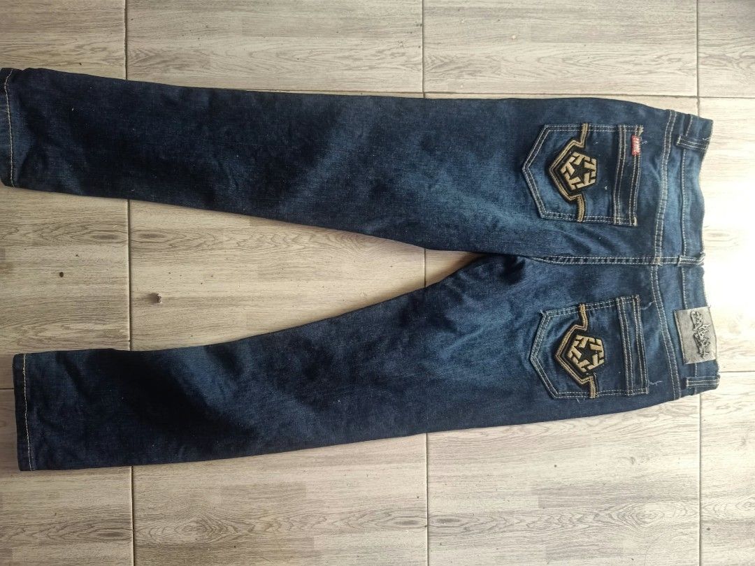 Tribal Denim Jeans (Category: Jeans) located in Manila. Submitted by thriftyasher.2601. (Listing ID 1469188544, Image 2). Description: size 32.