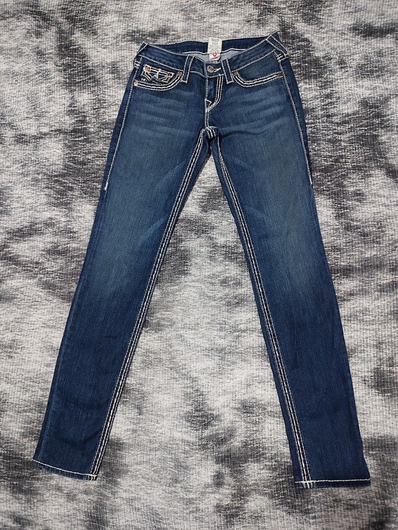 True Religion Jeans Stretchable (Category: Jeans) located in Cebu City. Submitted by haryvyylyynn (Listing ID 1469301891, Image 2). Description: True Religion Waist 26 1350.