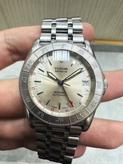 （分類：）位於 。 由 honest_timewatch 提交（商品編號 1469248840，圖片 1）。簡介： 。