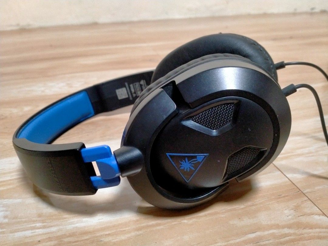 TURTLE BEACH RECON FORCE GAMING HEADPHONE (Category: Headphones & Headsets) located in Cabuyao City. Submitted by Bike_Clothing10 (Listing ID 1469393201, Image 2). Description: READ FIRST... FOR SALE: TURTLE BEACH RECON FORCE 50P GAMING HEADPHONE Good Condition All Working ISSUE: See picture. NOTE: No mic included PRICE: 750 + SF -NO COD/COP- PICK UP OR SHIPPING ONLY LOC: Cabuyao Laguna PM FOR INQUIRIES -Thanks-.