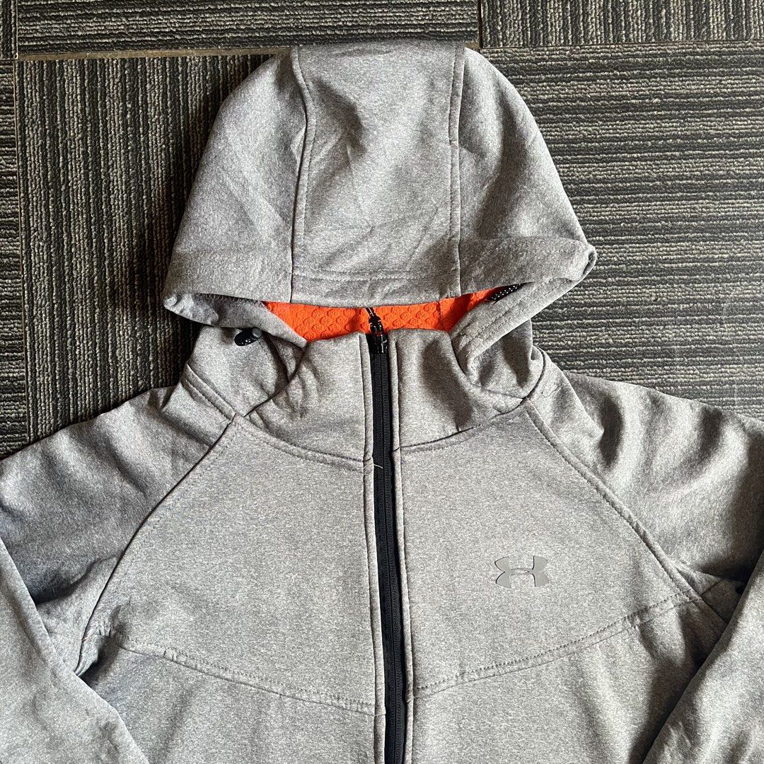 UNDER ARMOURUR FULL ZIP TECH JACKET (Girl) (Category: Coats, Jackets and Outerwear) located in Imus. Submitted by thriftsportph (Listing ID 1469221557, Image 2). Description: UNDER ARM//UR FULL ZIP TECH JACKET 📏SIZE: Teens Medium (Girls) Extra Small (Adult Women) DIMENSION: L20” W17” Price: 450 📍Imus , Cavite .