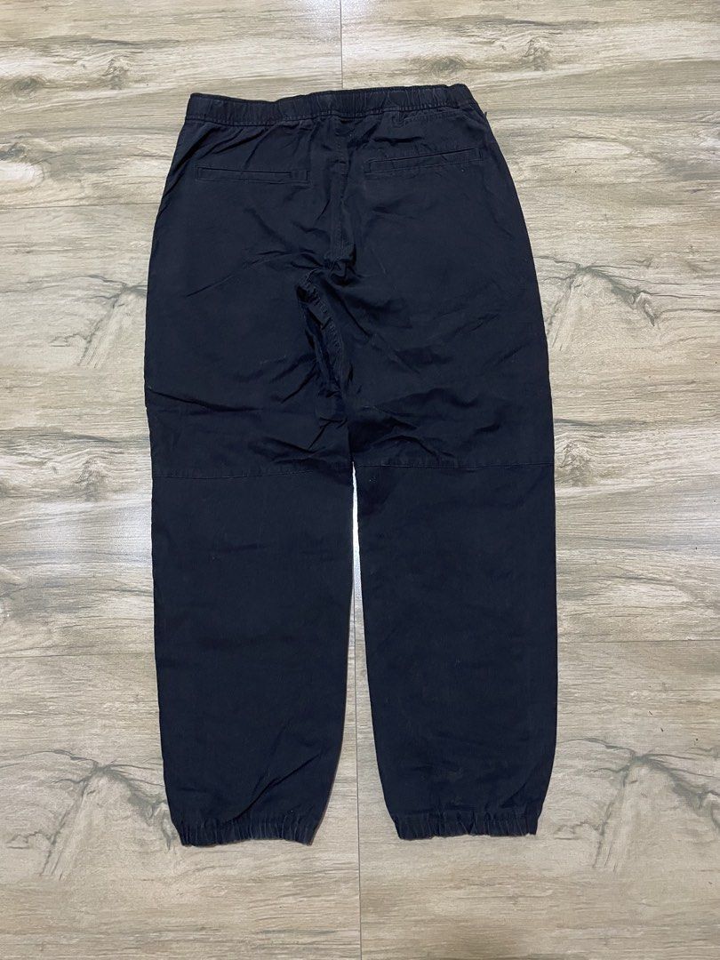 Unilqo Utility / Belted Jogger Pants (Category: Joggers) located in San Carlos City. Submitted by latumsthrift (Listing ID 1469163356, Image 2). Description: Unilqo Utility / Belted Jogger Pants Size Medium on tag Waistline 32 Length 37 Excellent Condition Dm📩.