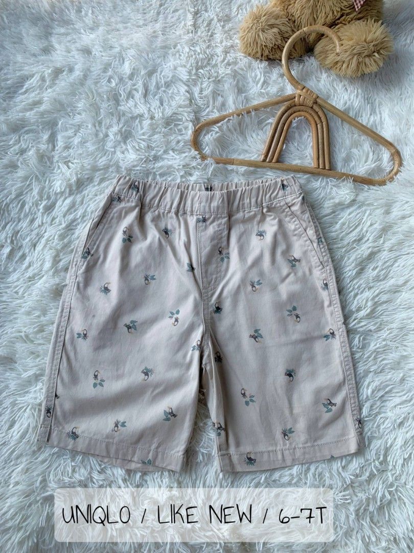 UNIQLO 6-7T (Category: Babies & Kids Fashion) located in General Santos City (Dadiangas). Submitted by happyhues_2021 (Listing ID 1469174611, Image 1). Description: .