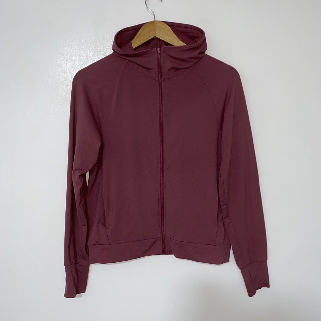 UNIQLO airism active jacket (Category: Coats, Jackets and Outerwear) located in San Jose del Monte. Submitted by mamiracky (Listing ID 1469265253, Image 2). Description: .