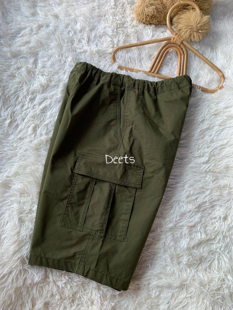 UNIQLO CARGO SHORT (Category: Babies & Kids Fashion) located in General Santos City (Dadiangas). Submitted by happyhues_2021 (Listing ID 1469173566, Image 2). Description: SUPER BAGO KULANG NALANG TALAGA NG TAG.