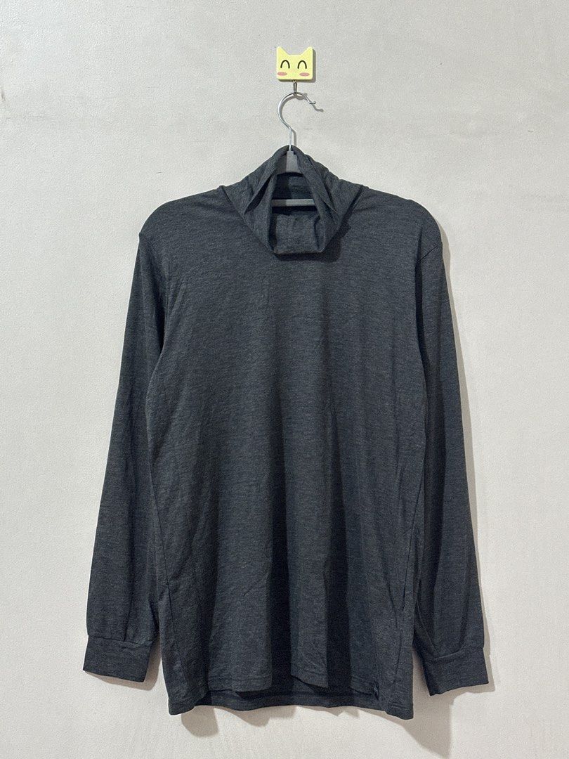 Uniqlo Heat Tech Men Large (Category: Sets & Coordinates) located in Balanga. Submitted by winterlab_ph (Listing ID 1469202494, Image 3). Description: B353.