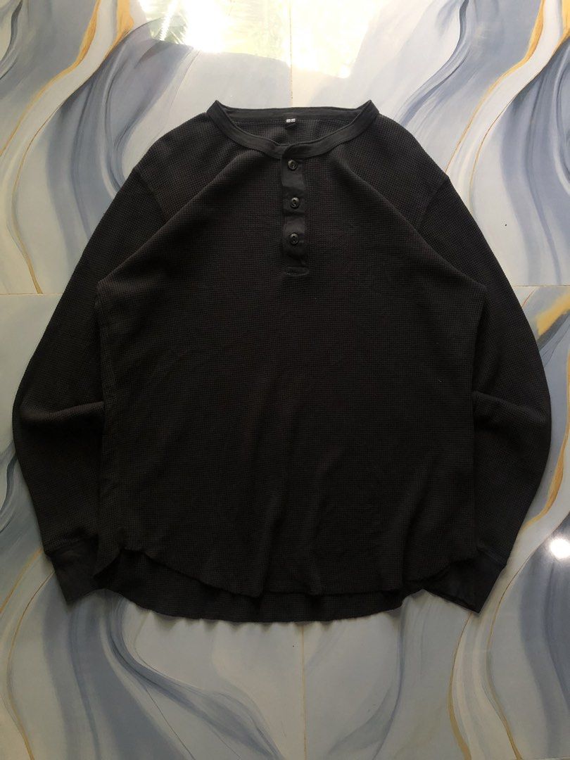 Uniqlo Henley (Large) (Category: Tshirts & Polo Shirts ) located in Sumilao. Submitted by kentmarkda97226 (Listing ID 1469264183, Image 1). Description: .