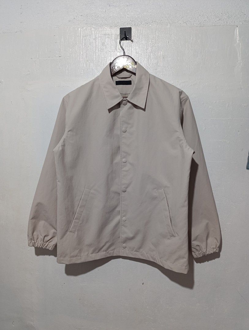 Uniqlo men coach jacket (Category: Coats, Jackets and Outerwear) located in Bulacan. Submitted by frederickg80292 (Listing ID 1469172842, Image 2). Description: UNIQLO MEN COACH JACKET - COLOR NATURAL 📌 SIZE SMALL TO MEDIUM 21.7 WIDTH 27 LENGTH GOOD AS NEW CONDITION 10/10 COLOR RATE NO ISSUE 👌 980 + SF ONLY 💸 LOCATION SJDM BULACAN.